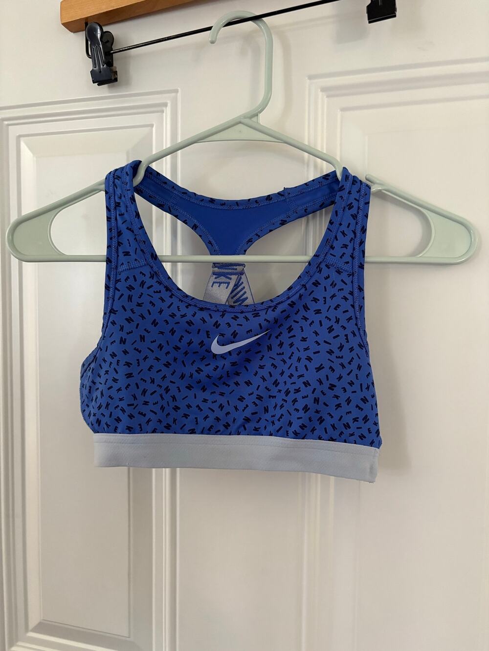 Nike Dri-FIT Women’s Blue Printed Racerback Medium Support Sports Bra Size Large